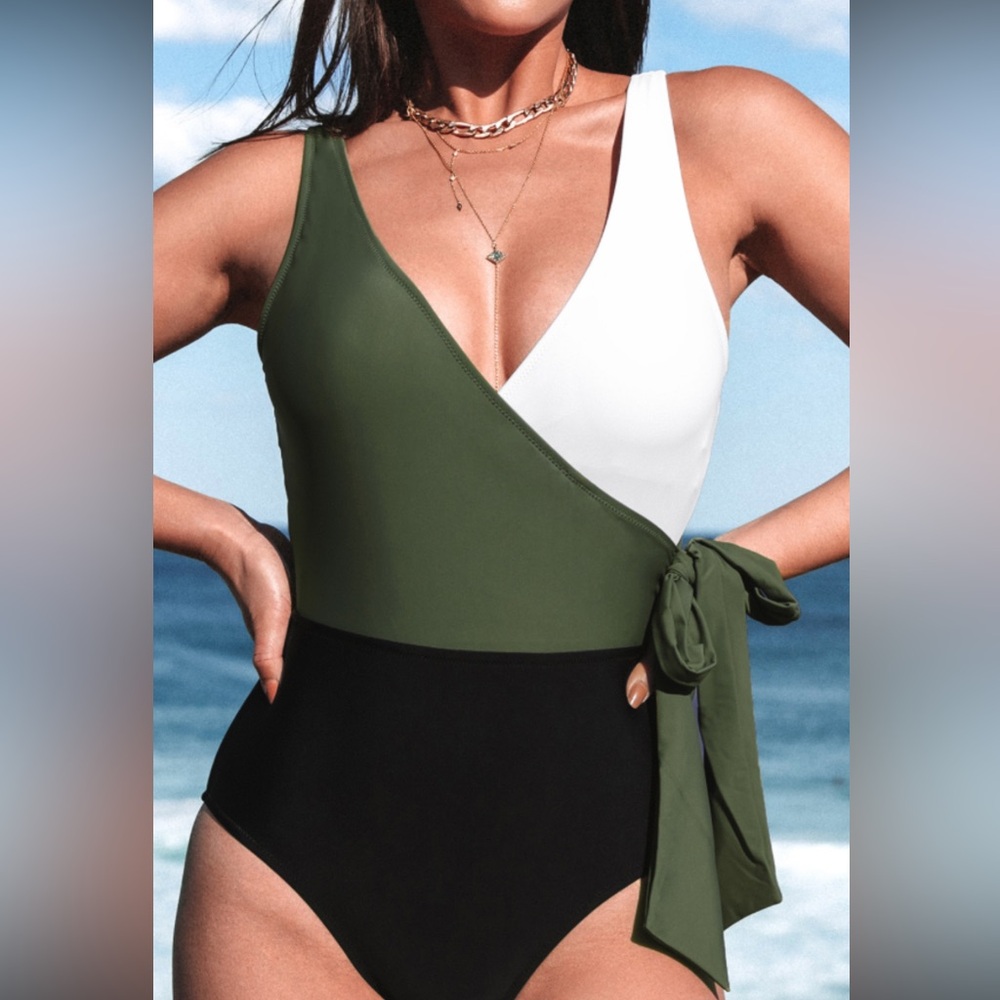 One piece bathing suit